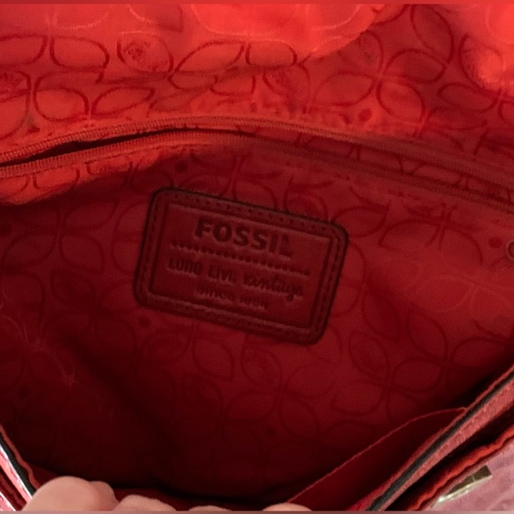Fossil crossbody/shoulder bag, leather, Vintage, red leather, mailman style Bag - Picture 9 of 15